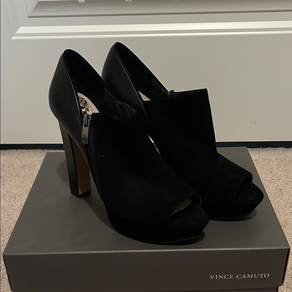 Vince Camuto Black Heeled Boots
